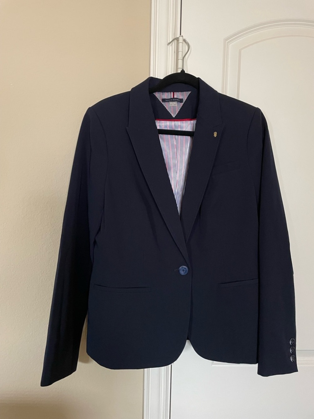Tommy Hilfiger Navy Blazer with Subtle Stripe Lining
